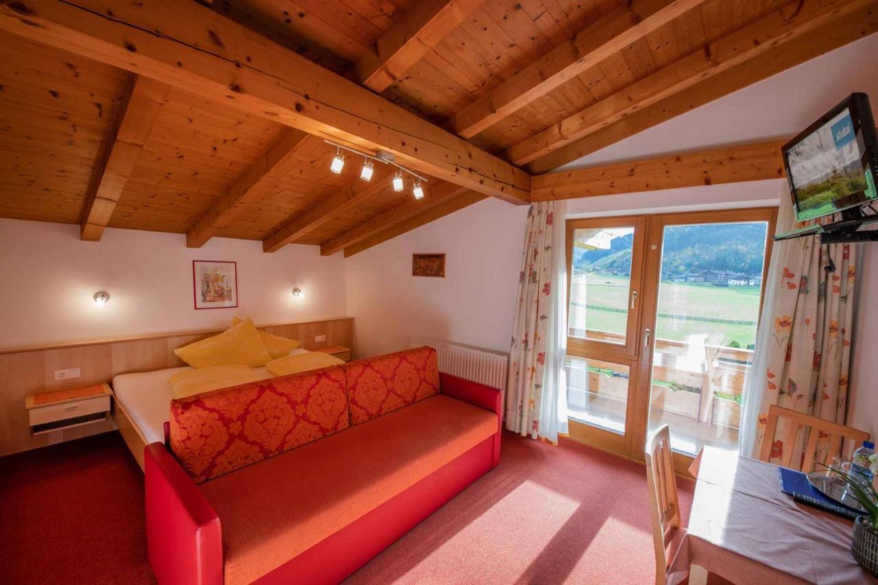 Landhaus Hofer Neustift im Stubaital Exterior foto